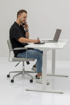 Fashion KARE Design Biurko Smart 140x60 cm białe - KARE