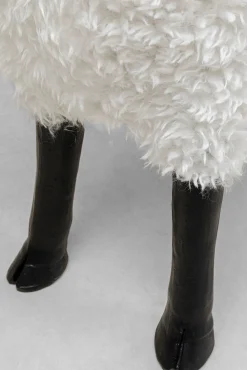 Clearance KARE Design Dekoracja stojąca Bathilde Ram 80x78 cm biała - baran - KARE