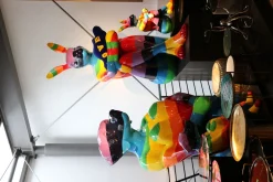 Best KARE Design Dekoracja stojąca Sitting Rabbit Rainbow 60x80 cm kolorowa - KARE