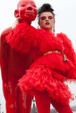 Discount KARE Design Dekoracja stojąca Welcome Guests 86x164 cm czerwona - KARE