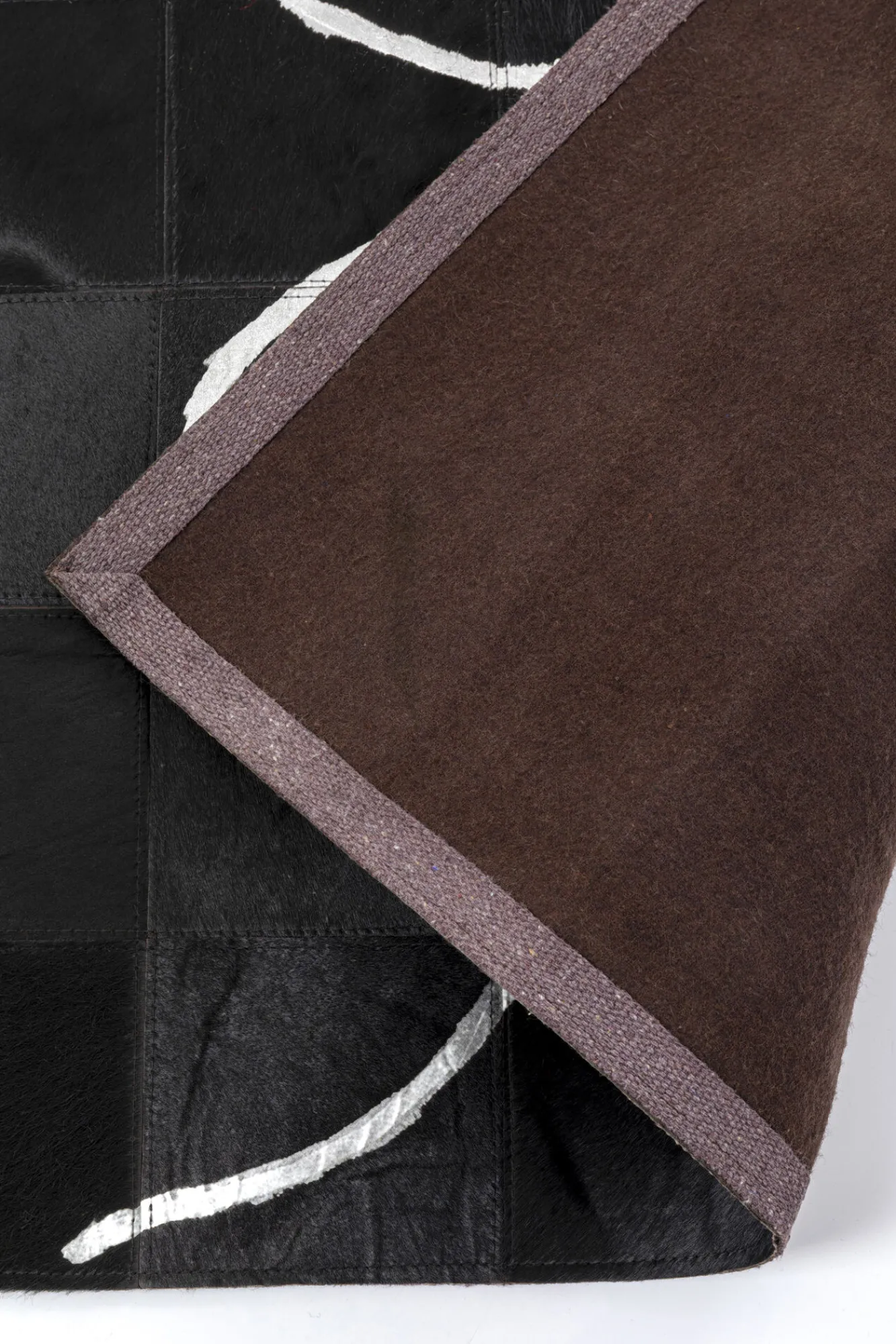 Sale KARE Design Dywan Art Faces 170x240 cm - skóra naturalna - KARE