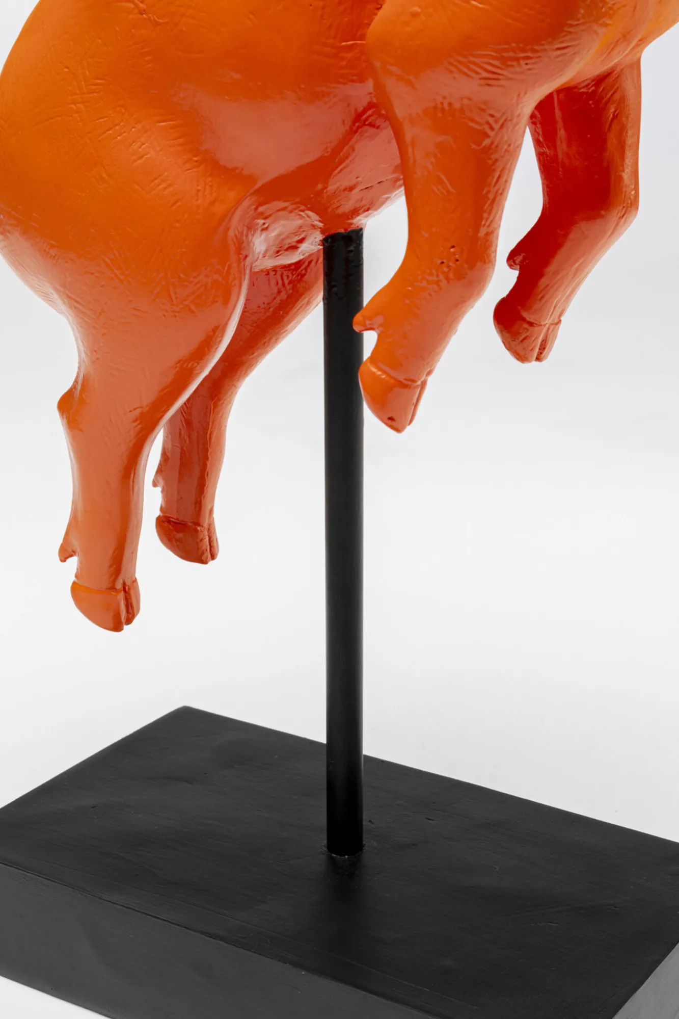 Fashion KARE Design Figurka dekoracyjna Flying Pig pomarańczowa 29cm - KARE