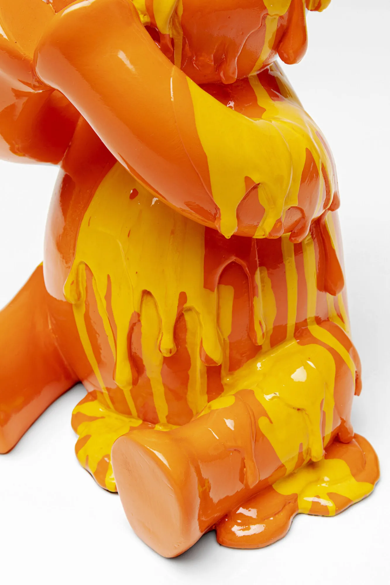 Discount KARE Design Figurka dekoracyjna pomarańczowa miś siedzący i lód 18x37 cm - KARE