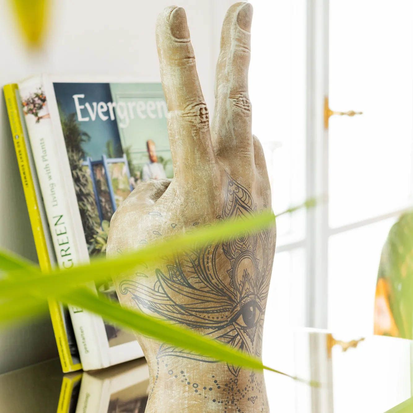 Discount KARE Design Figurka dekoracyjna Victory Tattoo Eye 22x36 cm - KARE