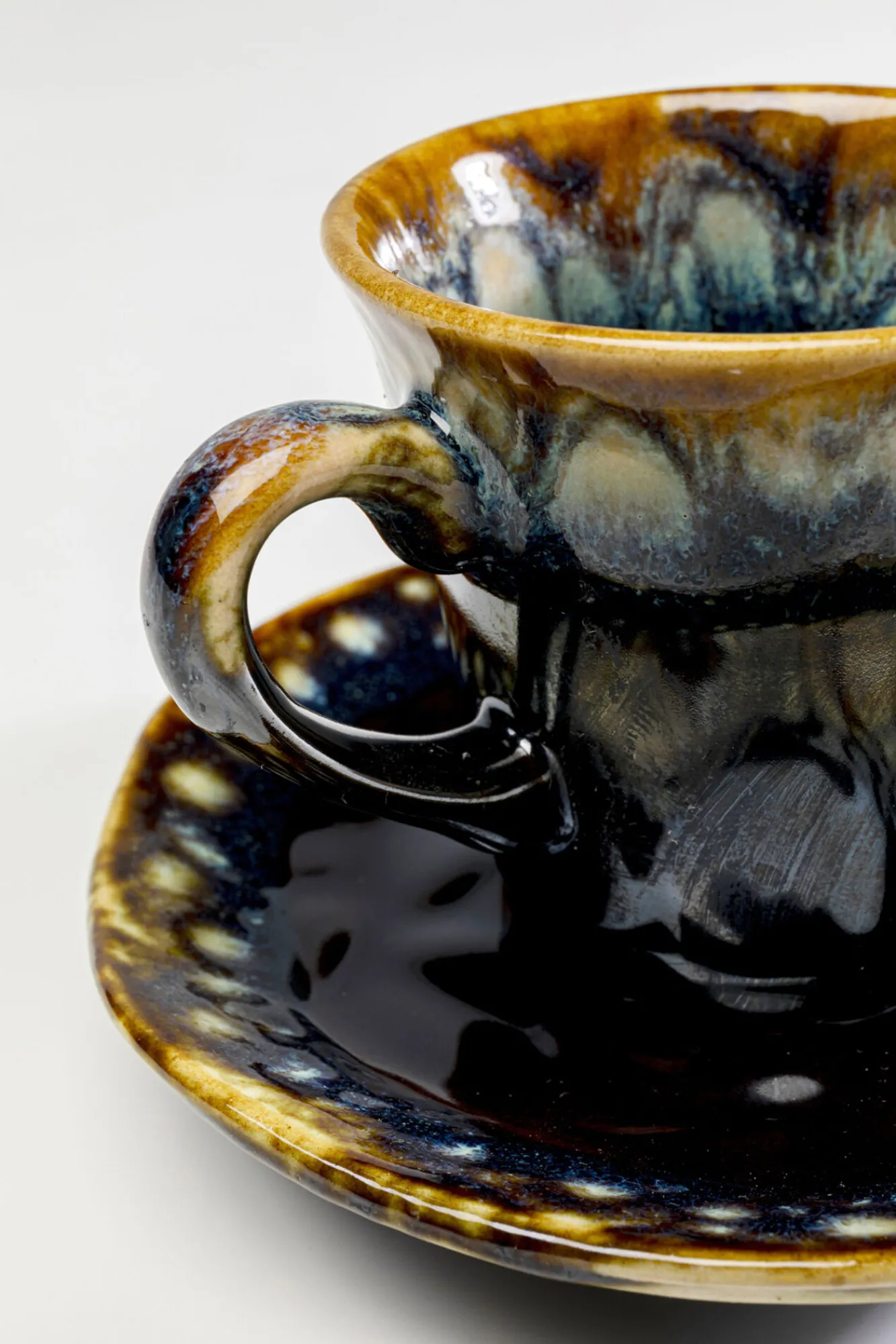 Hot KARE Design Filiżanka do espresso ze spodkiem kamionkowa ciemnoniebieska 88 ml - KARE