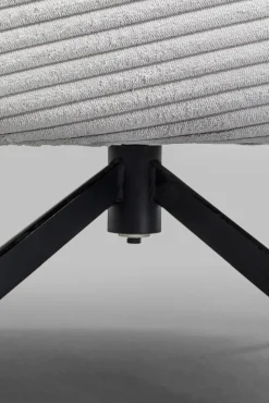 New KARE Design Fotel obrotowy beżowy z czarnymi stalowymi nogami 84x71 cm - KARE