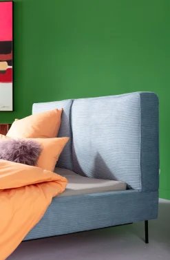 Hot KARE Design Łóżko podwójne z zagłówkiem niebieskie nogi czarne 160x200 cm - KARE