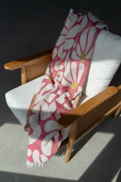 Sale KARE Design Koc Daisy 170x130cm - KARE