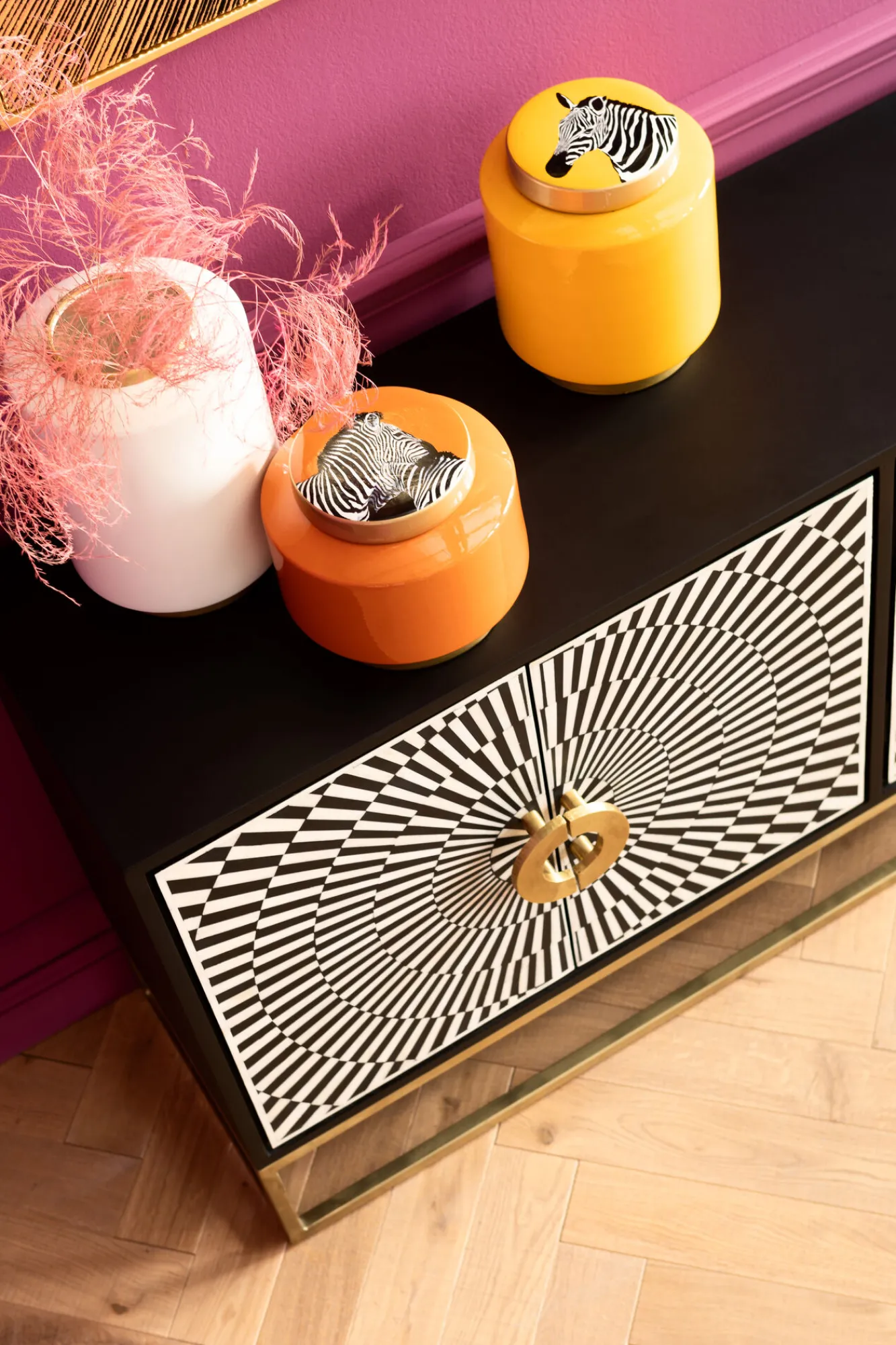 Fashion KARE Design Komoda Electro 160x80 cm czarno-biała - KARE