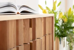 Clearance KARE Design Komoda naturalna z szufladami i drzwiami 186 cm podstawa złota - KARE