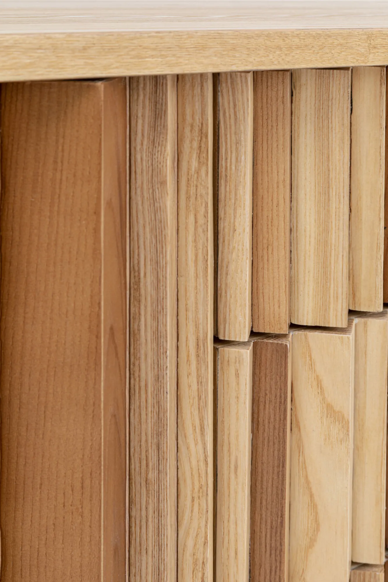 Clearance KARE Design Komoda naturalna z szufladami i drzwiami 186 cm podstawa złota - KARE