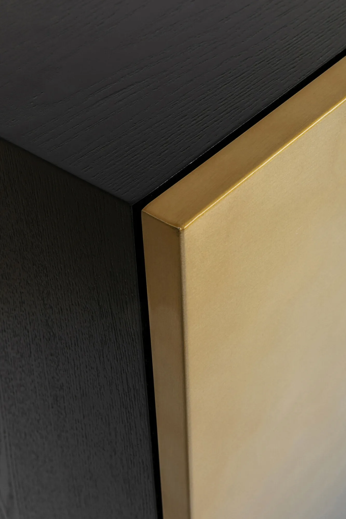 Best KARE Design Komoda nowoczesna 4-drzwiowa do salonu front czarno-złoty 160x78 cm - KARE