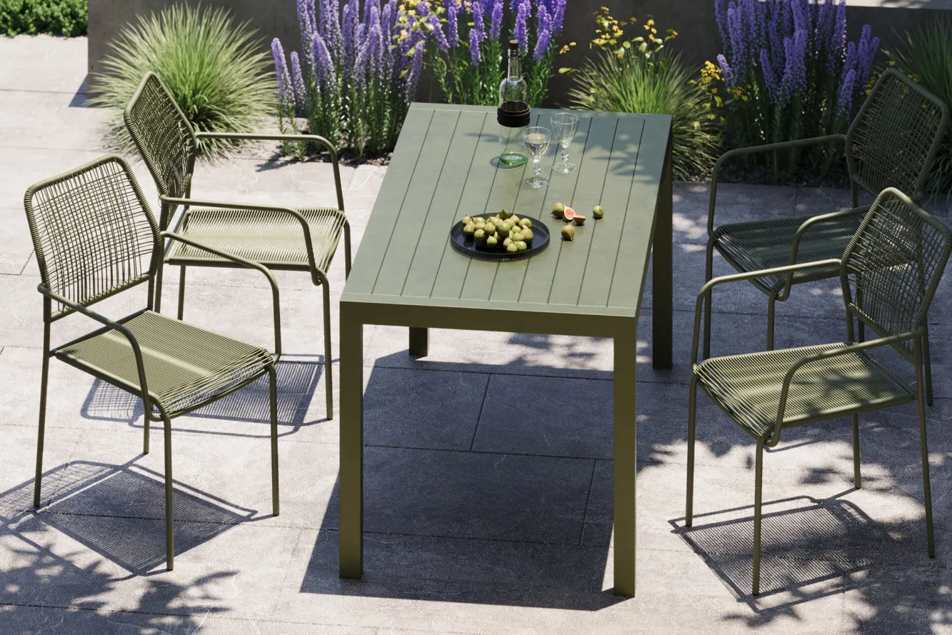 Clearance KARE Design Krzesło ogrodowe z podłokietnikami w kolorze zielonym ażurowe 54x85 cm - KARE