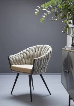 Outlet KARE Design Krzesło z podłokietnikami Knot 68x79 cm brązowe - KARE