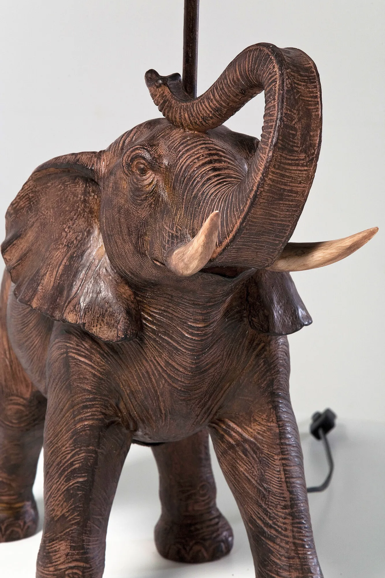 Online KARE Design Lampa stołowa Elephant Safari 52x74 cm brązowa - KARE