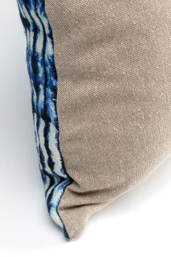 Fashion KARE Design Poduszka dekoracyjna Desna Patchwork Blue 60x35 cm - KARE