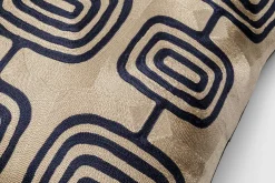 Fashion KARE Design Poduszka dekoracyjna nowoczesna z czarnymi wzorami 50x50 cm - KARE