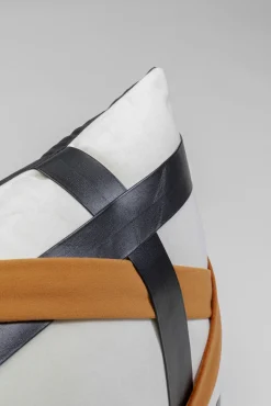 New KARE Design Poduszka dekoracyjna z czarno-pomarańczowymi pasami 50x30 cm - KARE