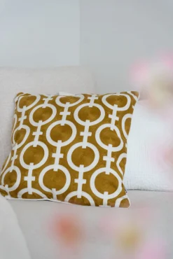 New KARE Design Poduszka dekoracyjna złota w białe wzory 50x50 cm - KARE