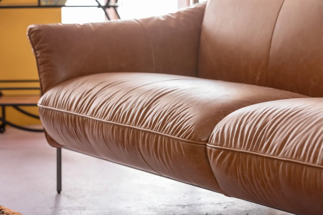 Online KARE Design Sofa ekskluzywna 3-osobowa brązowa skóra semianilinowa nogi czarne 226 cm - KARE