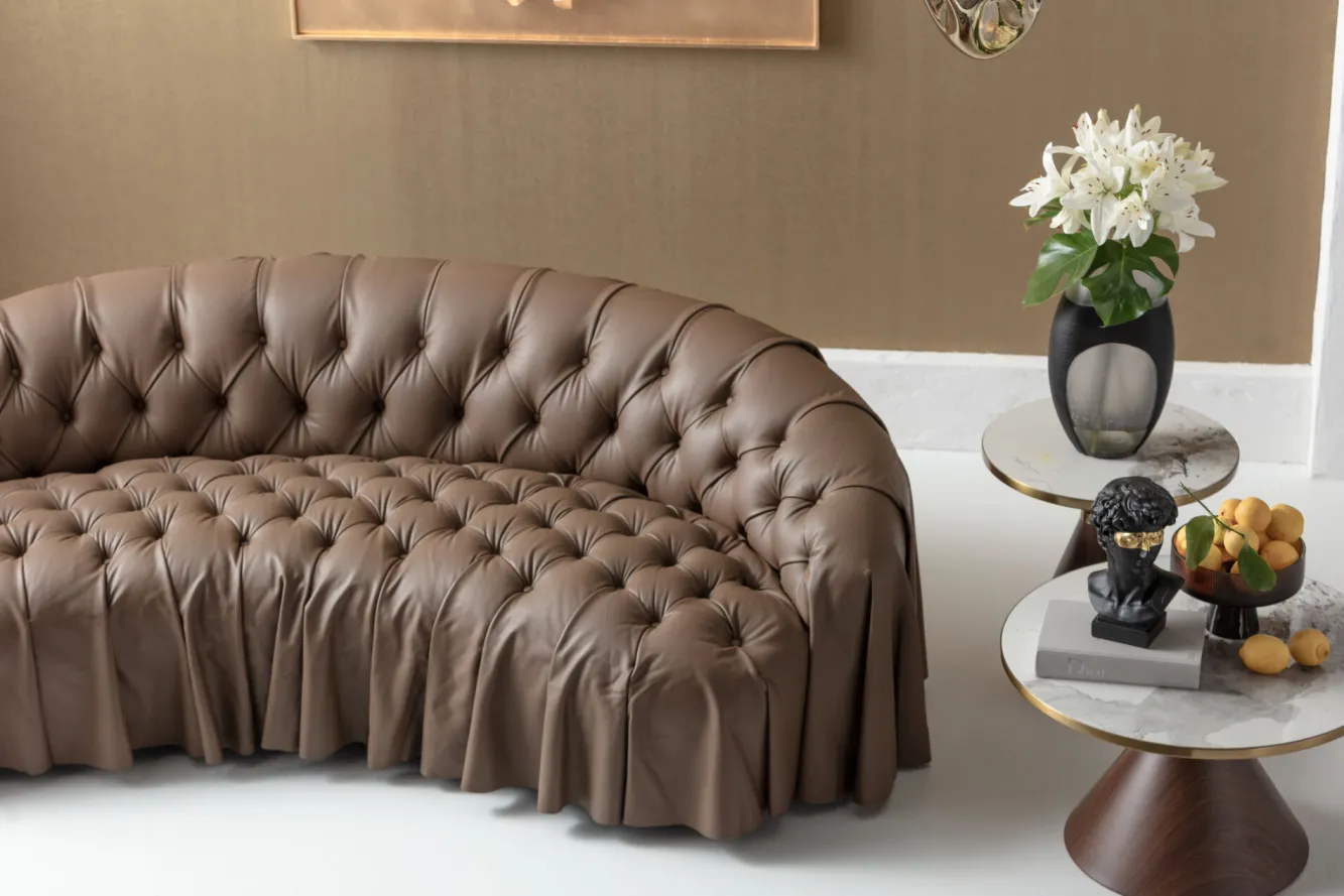 Outlet KARE Design Sofa 3-osobowa pikowana brązowa skóra semianilinowa 226 cm - KARE