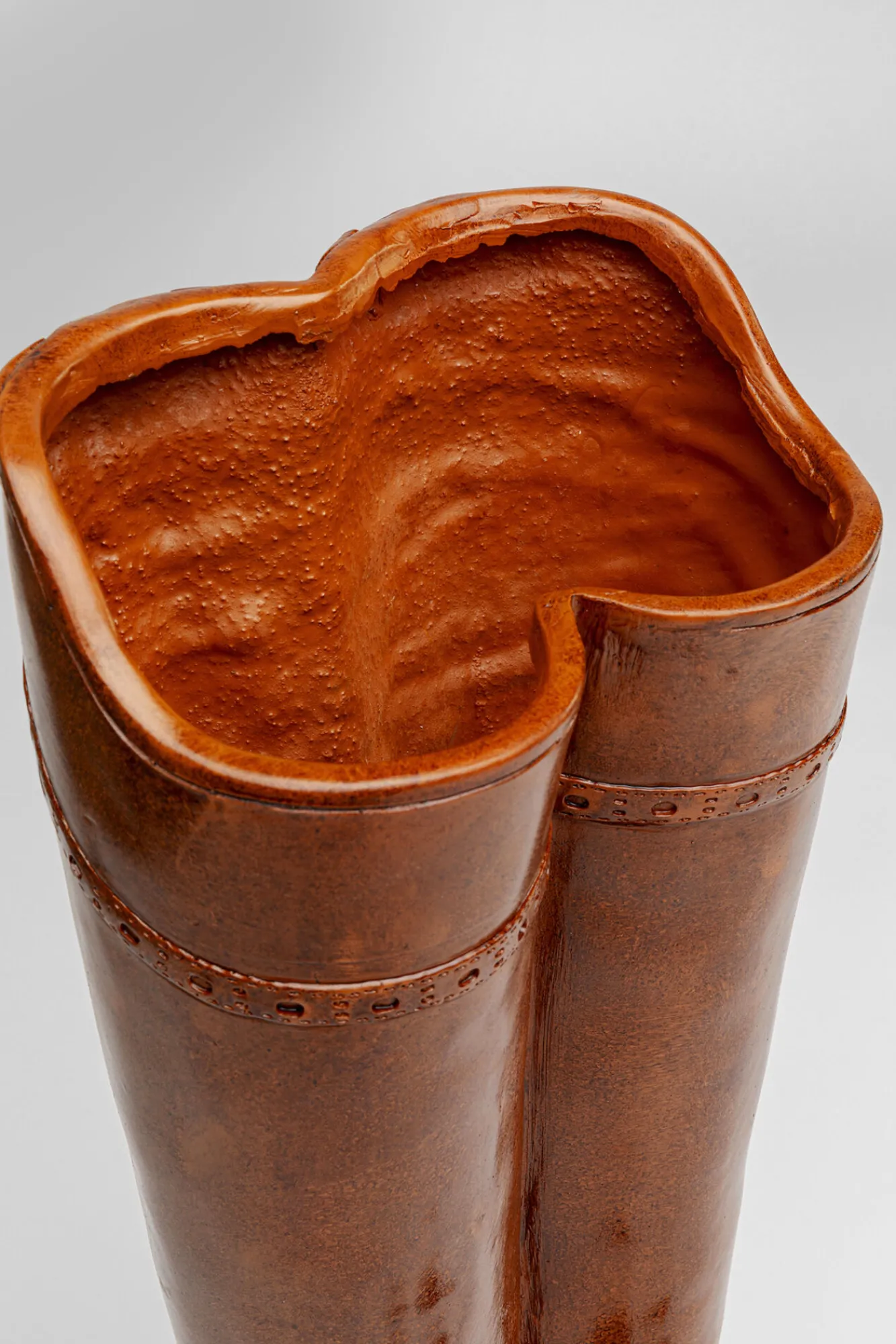 Outlet KARE Design Stojak na parasole w kształcie butów brązowy 26x45 cm - KARE