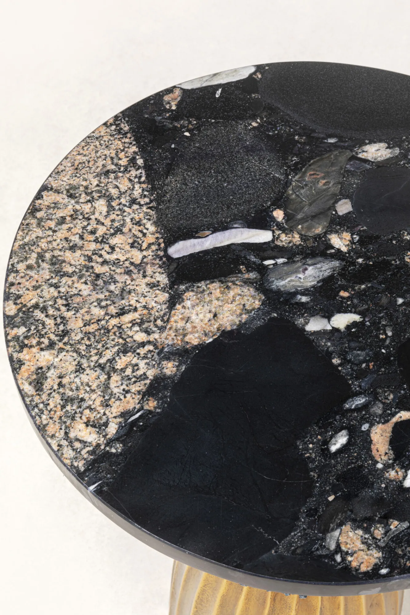 Fashion KARE Design Stolik Masha Ø43xH62 cm - blat marmur - KARE