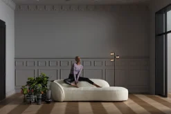 Online KARE Design Szezlong Wonder 252x108 cm beżowy - KARE