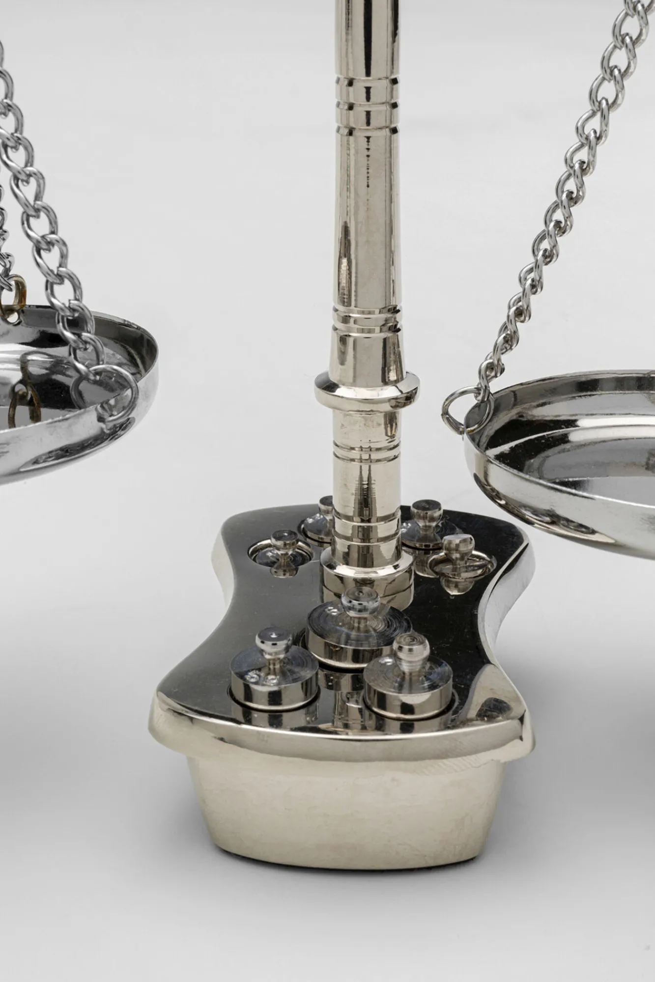 Clearance KARE Design Waga szalkowa dekoracyjna glamour mosiądz niklowany 17x23 cm - KARE