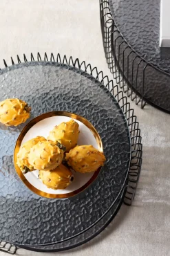 Outlet KARE Design Zestaw dwóch stolików blaty szklane rama stalowa - kolor czarny - KARE