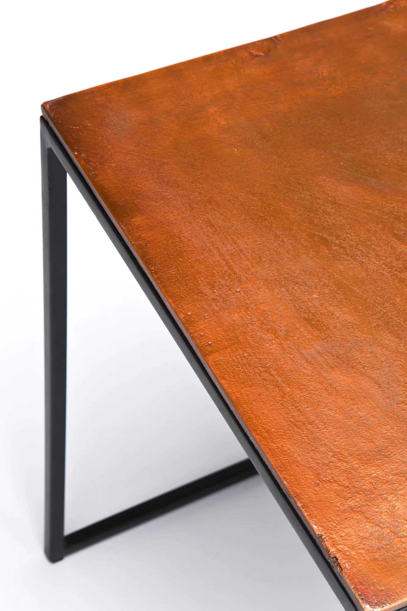 Fashion KARE Design Zestaw trzech stolików kawowych Loft Square Aluminum kolorowe - KARE